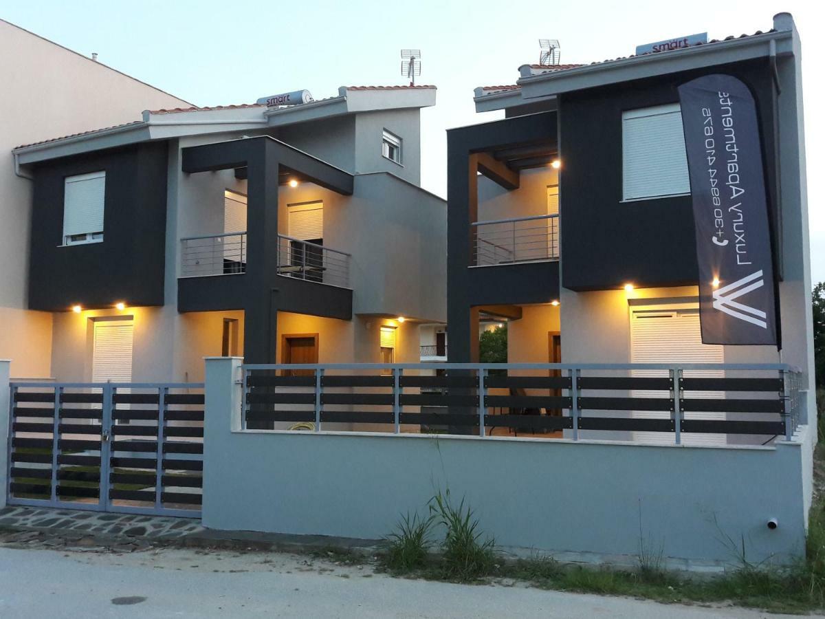 V Luxury Apartments Siviri Ngoại thất bức ảnh