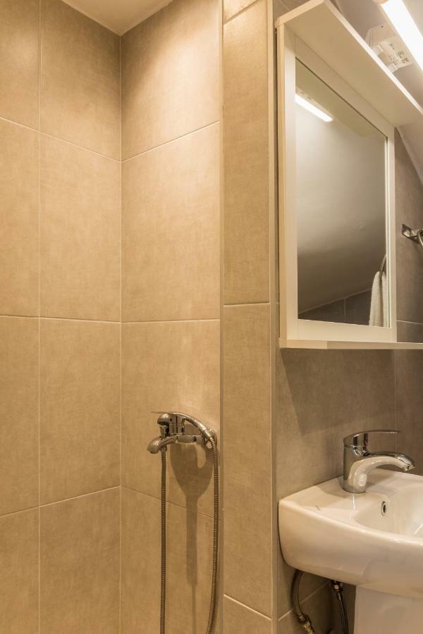 V Luxury Apartments Siviri Ngoại thất bức ảnh