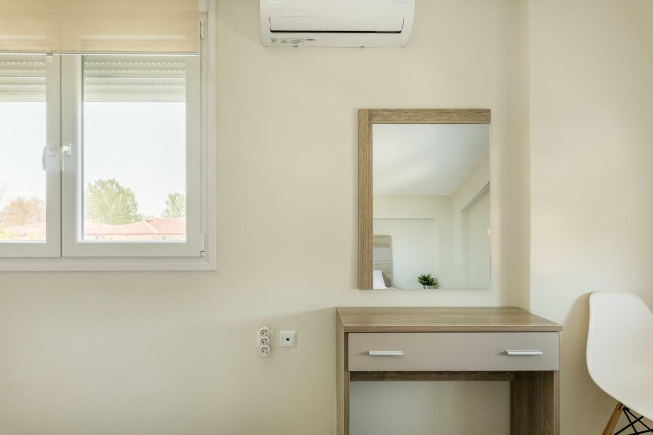 V Luxury Apartments Siviri Ngoại thất bức ảnh