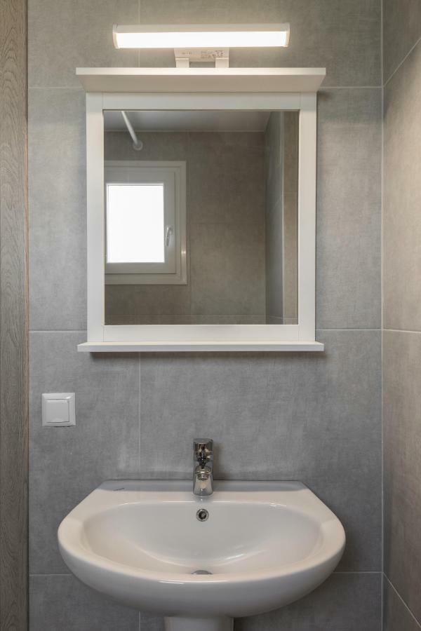 V Luxury Apartments Siviri Ngoại thất bức ảnh