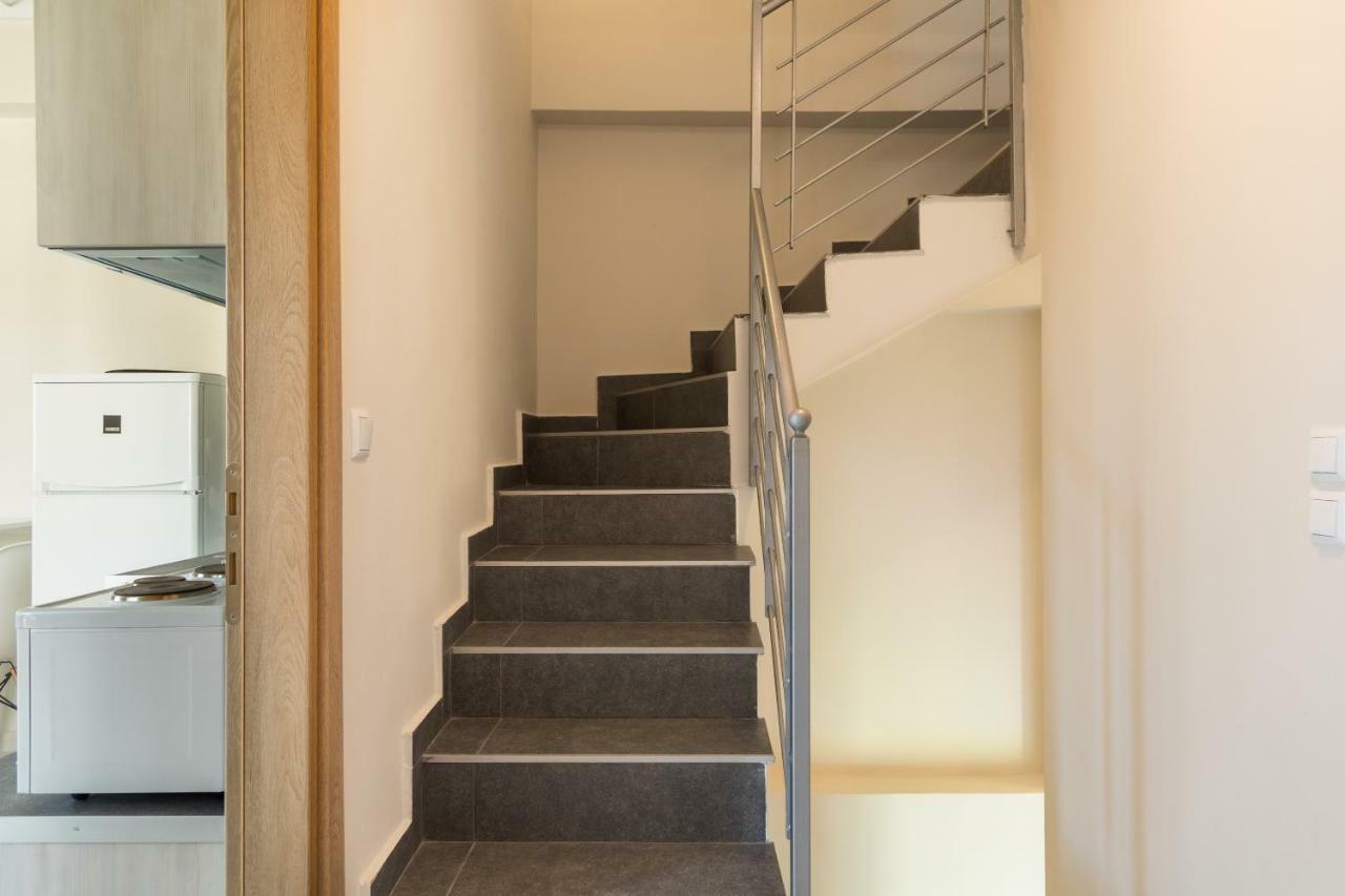 V Luxury Apartments Siviri Ngoại thất bức ảnh
